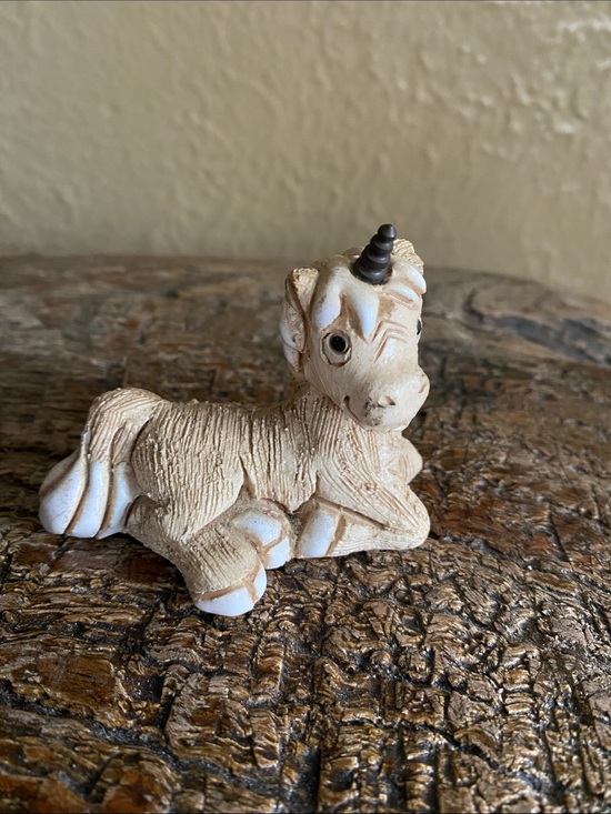 Artesania Rinconada Other - 🦄Vintage🦄Unicorn Figurine